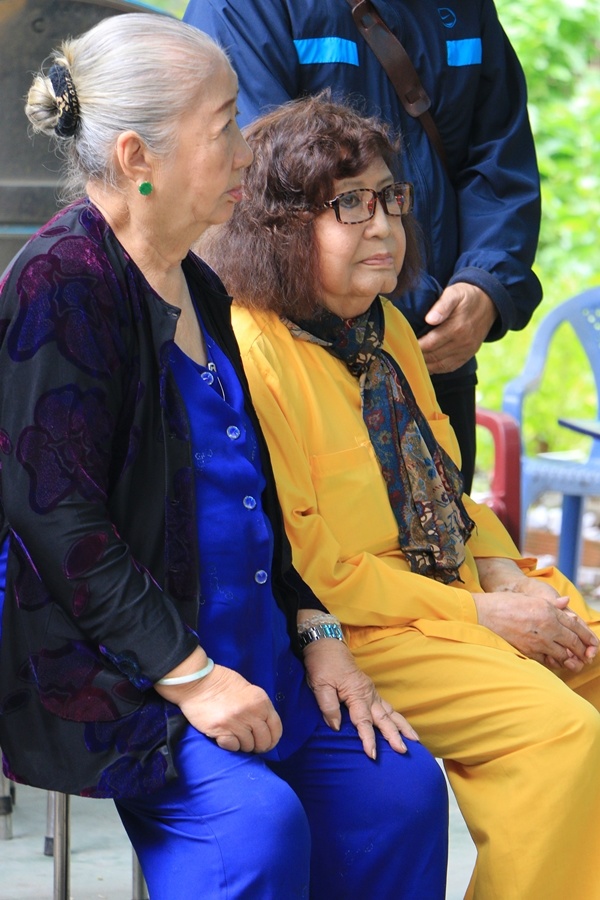 Gia đình, đồng nghiệp tiễn biệt nghệ sĩ cải lương Ngọc Hương